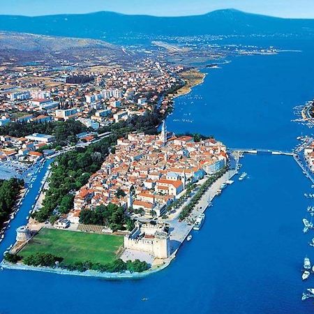Holiday House M&A&K With Swimming Pool Kaštel Štafilić エクステリア 写真