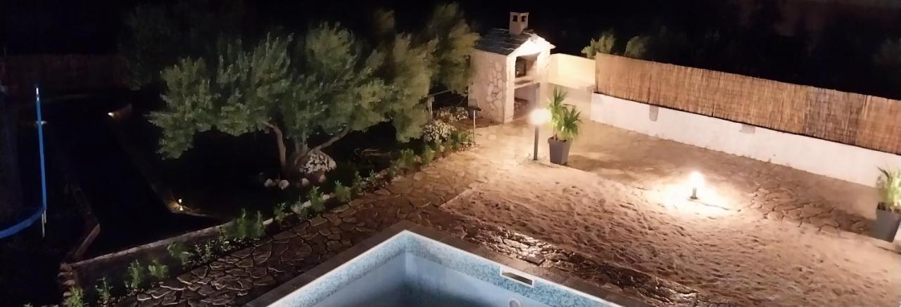 Holiday House M&A&K With Swimming Pool Kaštel Štafilić エクステリア 写真